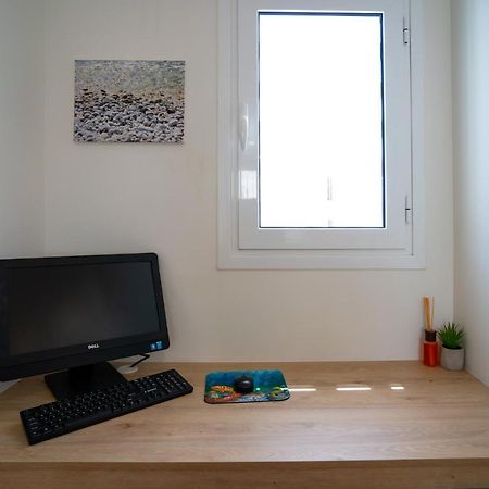 Apartmán Maxblue 2 Pireus Exteriér fotografie